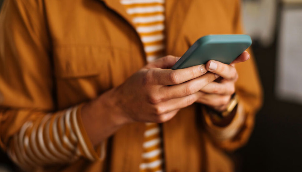 Women getting phone call