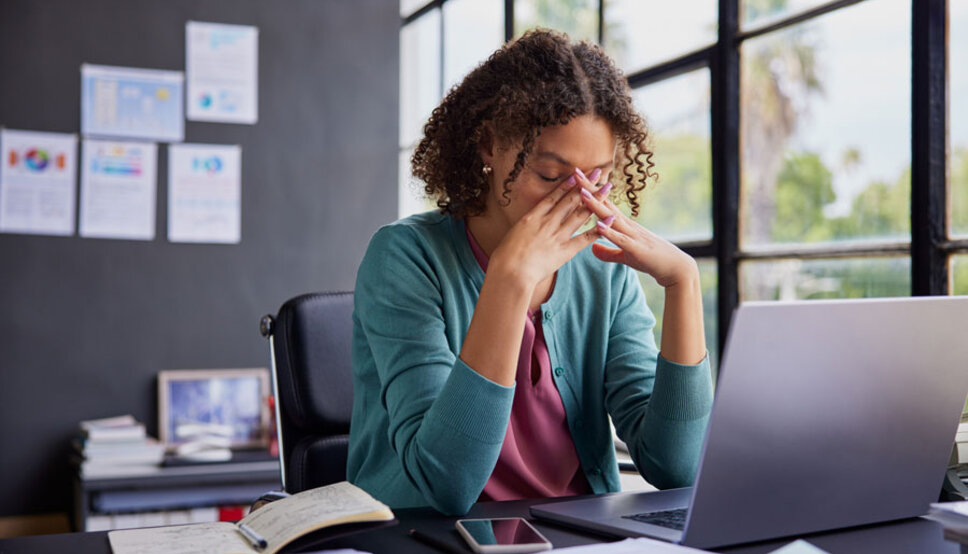 Women with migraine at work