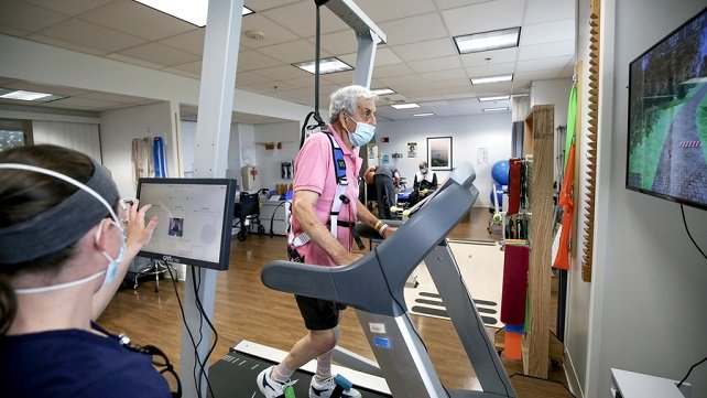 Staff monitoring a patient at Vanderbilt Rehabilitation Center