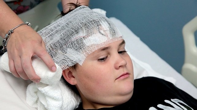 When the electrodes are all in place, the EEG technician will gently wrap your head with a covering to make sure everything stays in place.