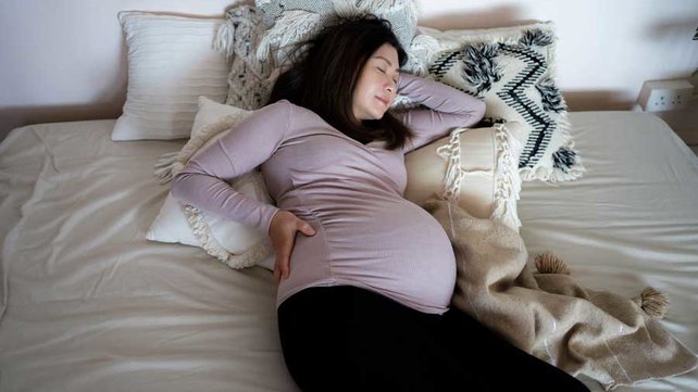 Pregnant women sleeping