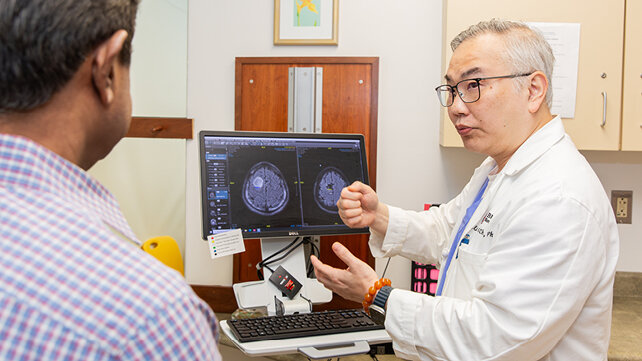 Two doctors consulting