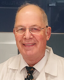 Headshot of Doctor Timothy Anderson