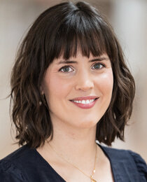 Dinah Williams Headshot