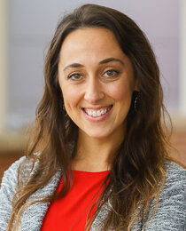 Headshot of Julie Masci