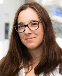 Elizabeth Benz, DMD Headshot