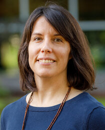 Elizabeth White, APRN, PhD Headshot