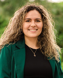Gabryella Noara Rodrigues, RD, LDN Headshot