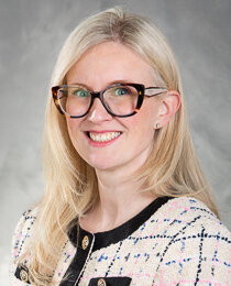 Alise Vieira, BS, CCRP Headshot