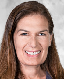 yle McDonald is the arts coordinator of Lifespan Healing Arts.